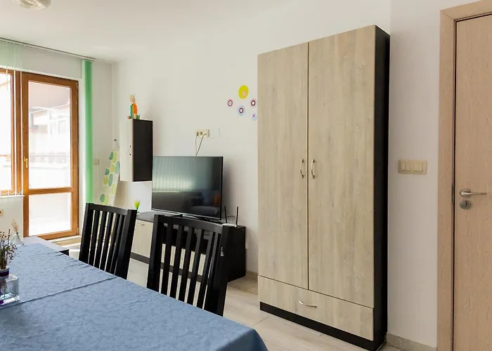 Marea 2 Апартамент *